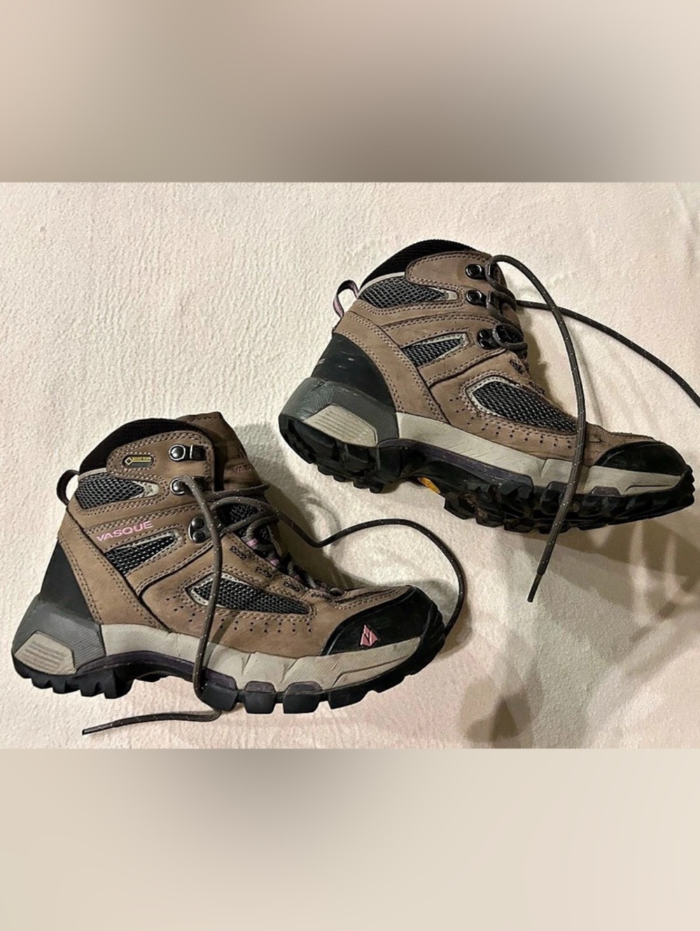Vasque Brown & Black hiking boots